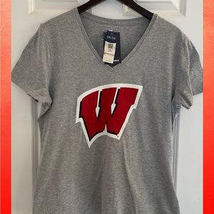 Fanatics Wisconsin Women’s V-Neck T-Shirt - NWT - Size XL